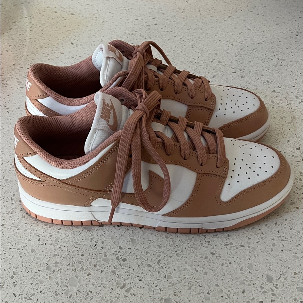 Nike Women’s Sneakers in Pink and White